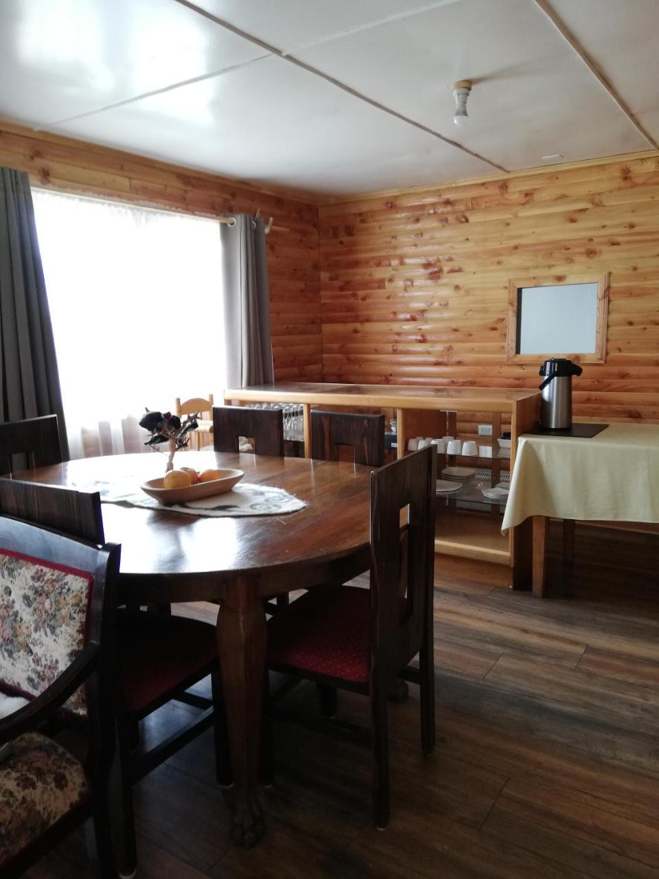Puesto Canogas Hostal Villa O'Higgins Eksteriør bilde