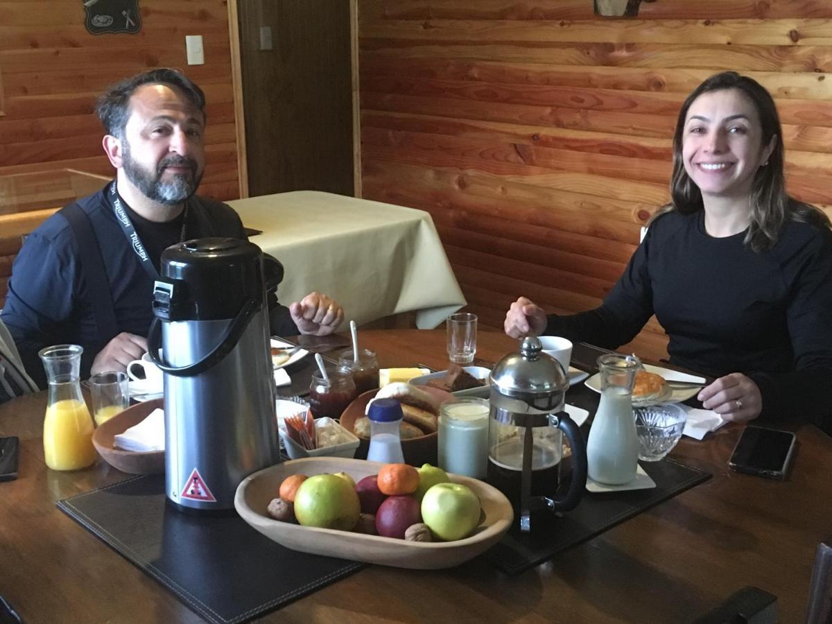 Puesto Canogas Hostal Villa O'Higgins Eksteriør bilde
